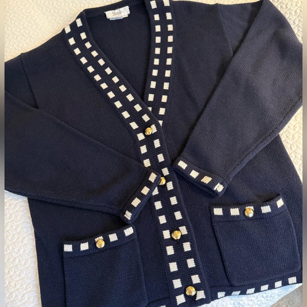 Vintage oversized Navy cardigan with gold buttons